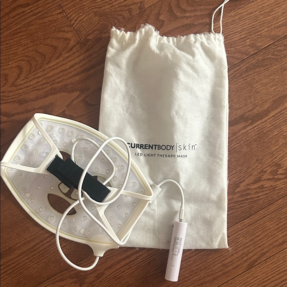 CurrentBody Skin LED Light Therapy Mask
